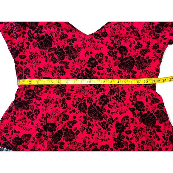 Torrid Ponte Sweetheart Peplum Top (Sz 2) - Picture 6 of 11